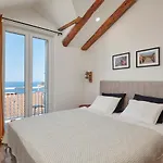 Maruna Sea View