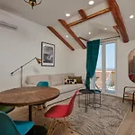 Maruna Sea View