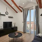 Maruna Sea View